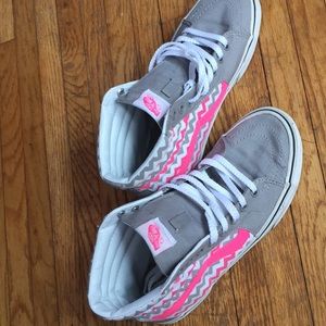 Gray and pink sk8-hi vans